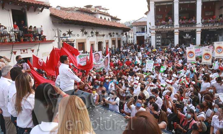 Ofrece Moreno Arcos reactivar el turismo en Taxco para que lleguen visitantes extranjeros