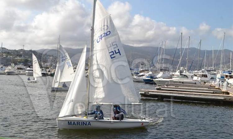 Semar celebra su aniversario 200 con regatas en Acapulco