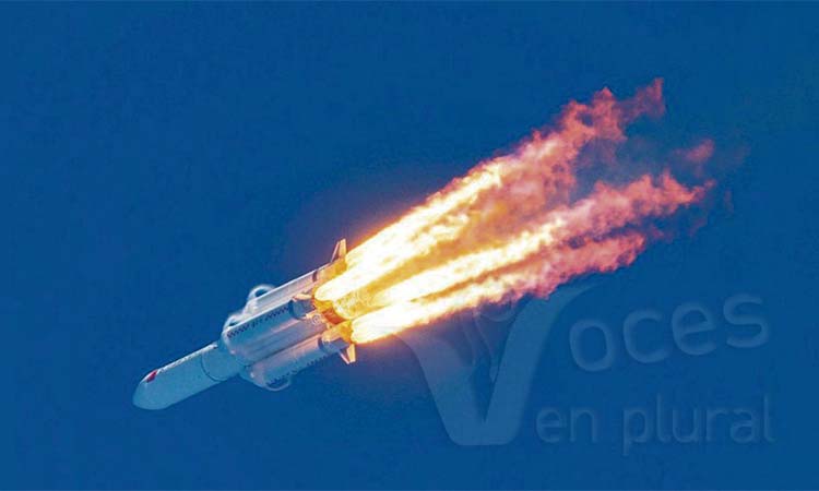 Segmento del cohete chino se desintegra sobre océano Índico, informan