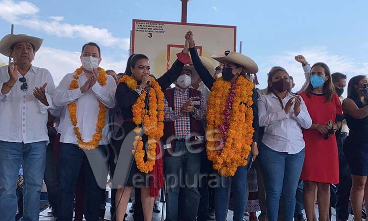 Suma Evelyn Salgado a ex priístas y ex perredistas que se adhieren a su proyecto