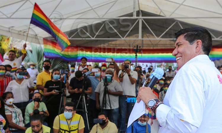Reitera Mario Moreno su compromiso con los derechos de la comunidad LGBTTT