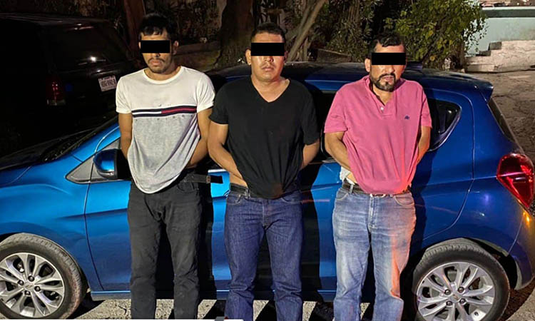Detiene la policía estatal a tres personas en el municipio de Chilpancingo