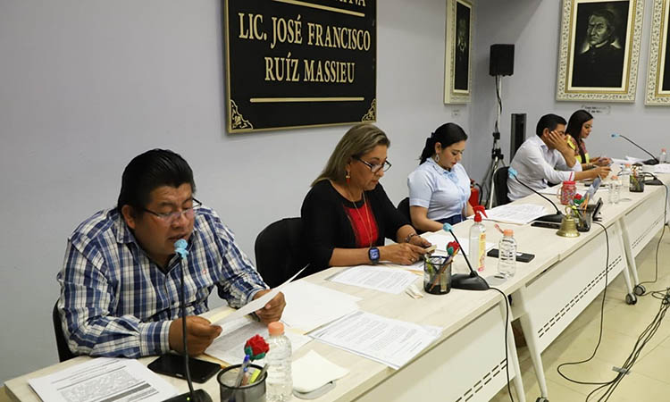 Aprueban propuestas de autoridades instituyentes para los nuevos municipios de Ñuu Savi, San Nicolás, Santa Cruz del Rincón y las Vigas