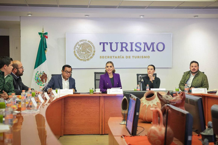 Impulsa Evelyn Salgado potenciar el desarrollo turístico y económico de Guerrero